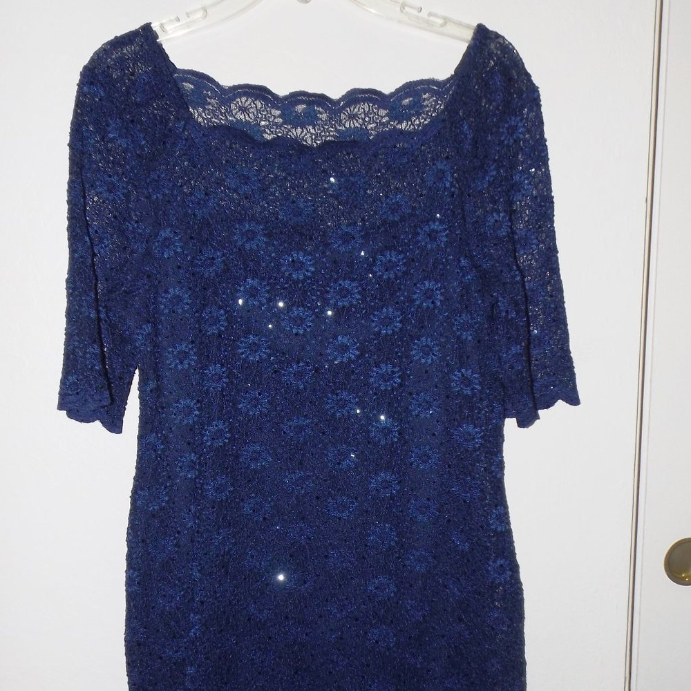 Navy blue lace dress Size 10 (#EV1676)
